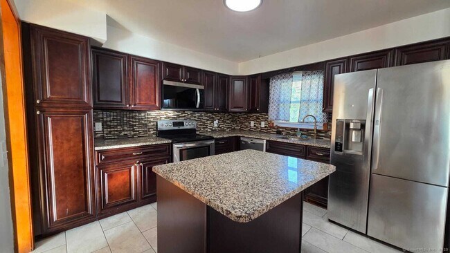 Building Photo - 127 Ursini Dr