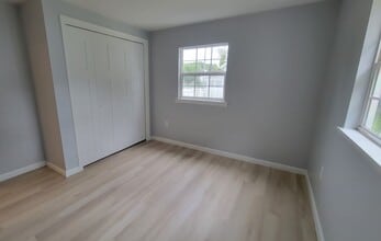 Building Photo - Remodeled Single Family home in Milton