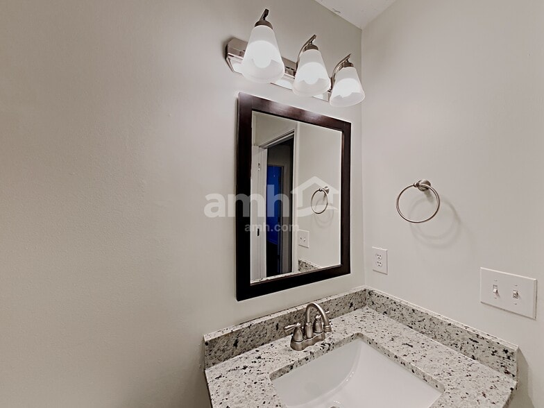 Building Photo - 795 Old Johnson Rd