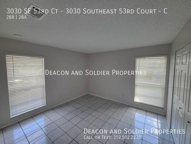 Building Photo - 3030 SE 53rd Ct