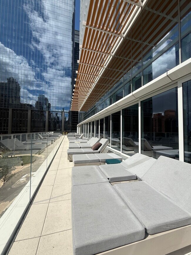 Building Photo - 313 W Wolf Point Plaza