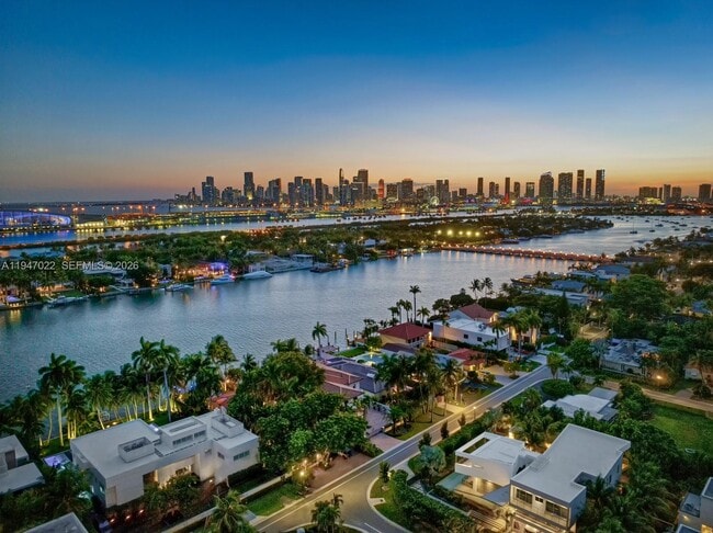 Building Photo - 56 S Hibiscus Dr