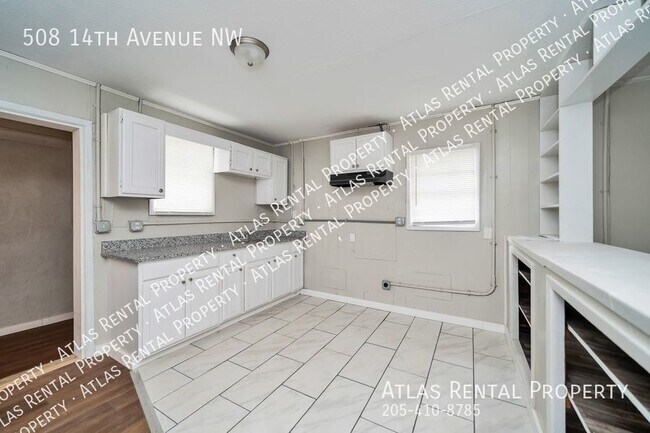 Building Photo - 508 14th Avenue NW Decatur, AL 35601