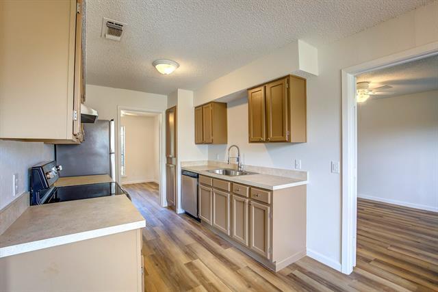 Building Photo - 3732 Greenstone Dr
