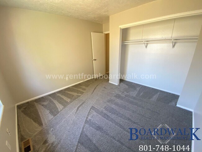 Building Photo - 1453/1455 W 2320 S
