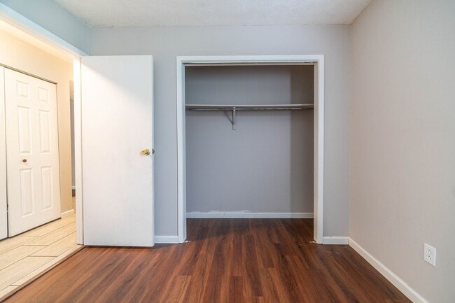 Building Photo - 2755-2759 Independence Way