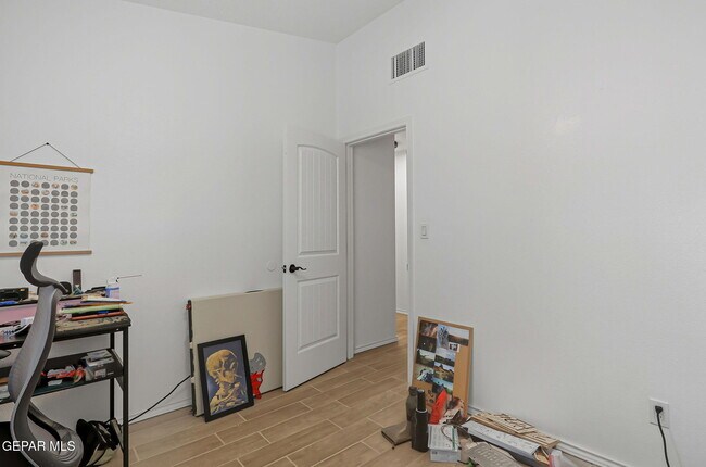 Building Photo - 11853 Auburn Sands Dr