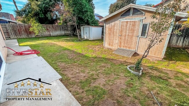 Building Photo - House for Rent on 4605 Mt. Vernon Avenue