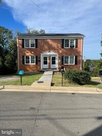 Building Photo - 102 Steele Ave