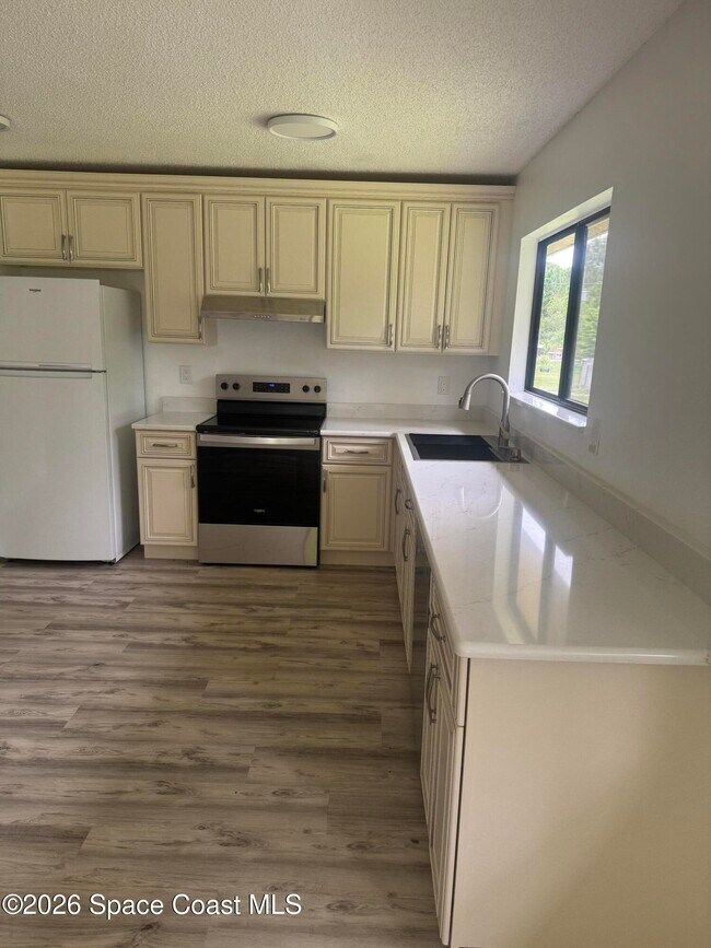 Building Photo - 1418 Paley Cir SE