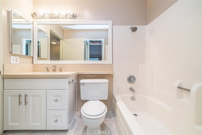 Building Photo - 160 Tangelo-