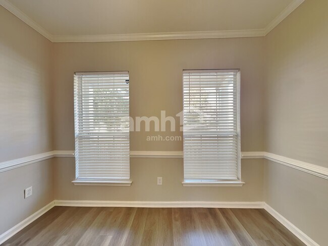 Building Photo - 3 Wingcup Way