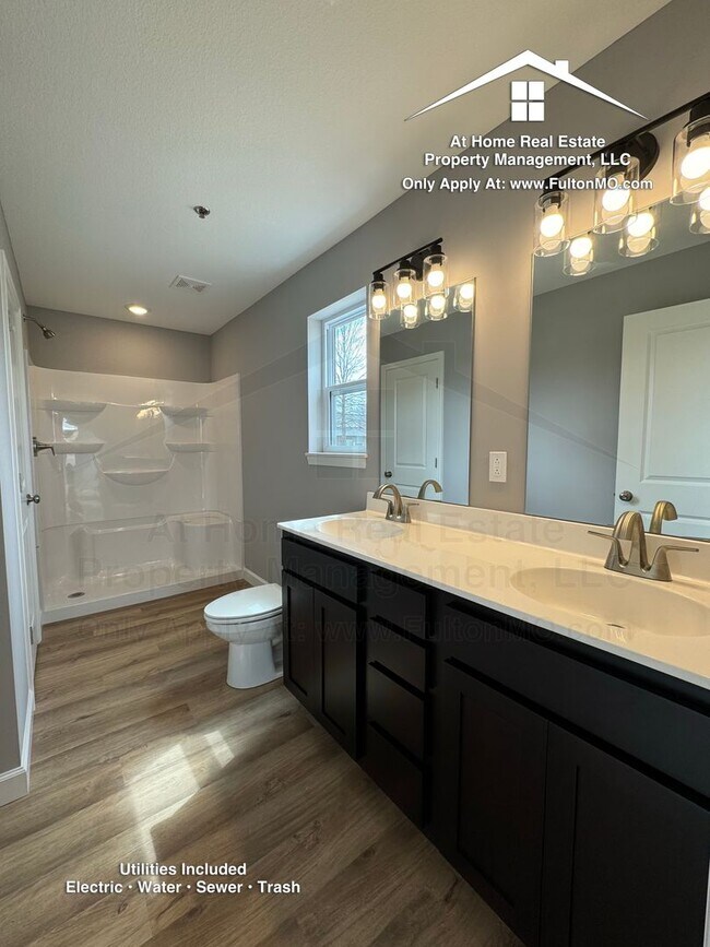 Building Photo - 2610 N Bluff St