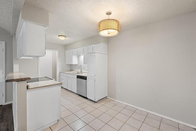 Building Photo - 352 Spring Branch Ln