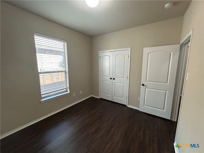 Building Photo - 298 Rosalie Dr