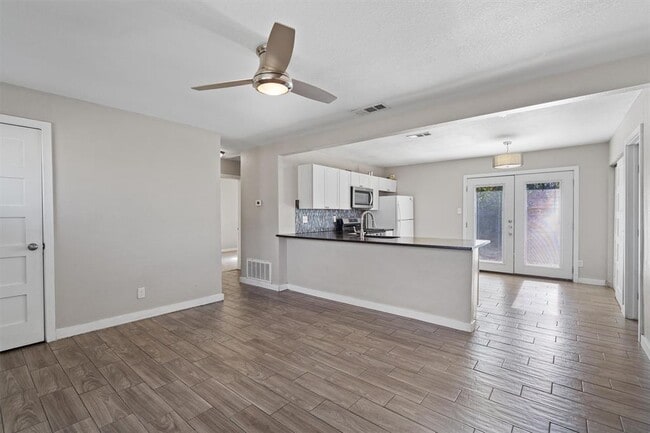 Building Photo - 4707 Little Hill Cir