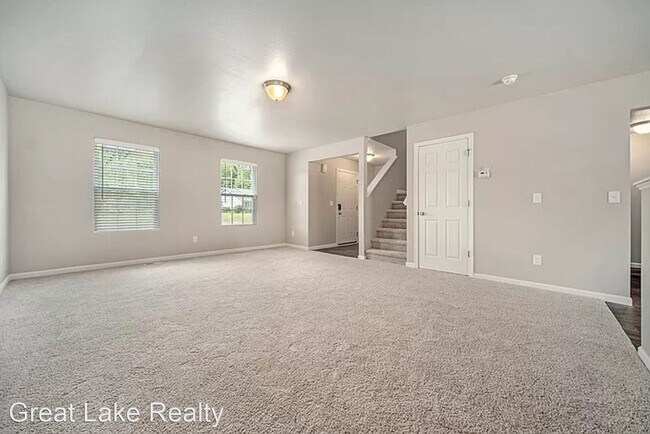 Building Photo - 4 br, 2.5 bath House - 425 Oak Hill Court