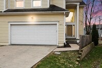 Building Photo - 481 Village Oaks Ct