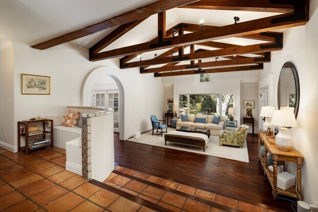 Building Photo - Experience the beauty and tranquility of Montecito living at “Casa Bella Monte!