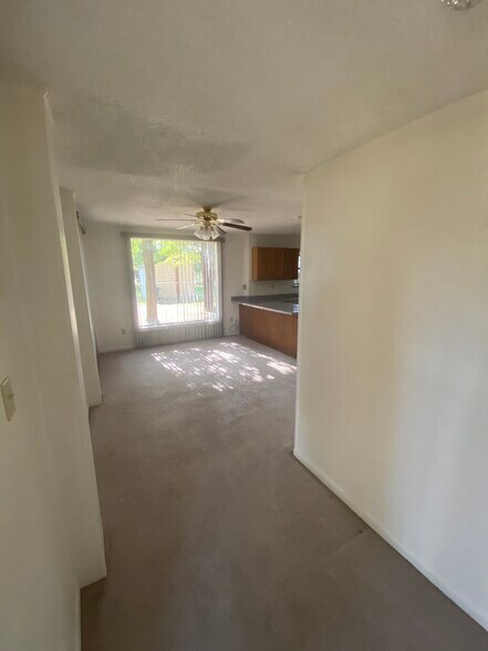 Building Photo - 4307 Pawnee Trl