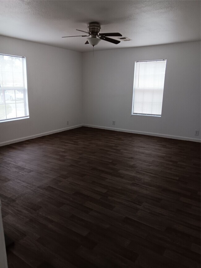 Building Photo - 21427 North St