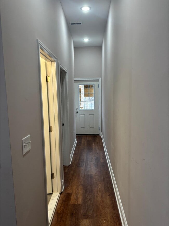 Building Photo - 1919 McCulloh St