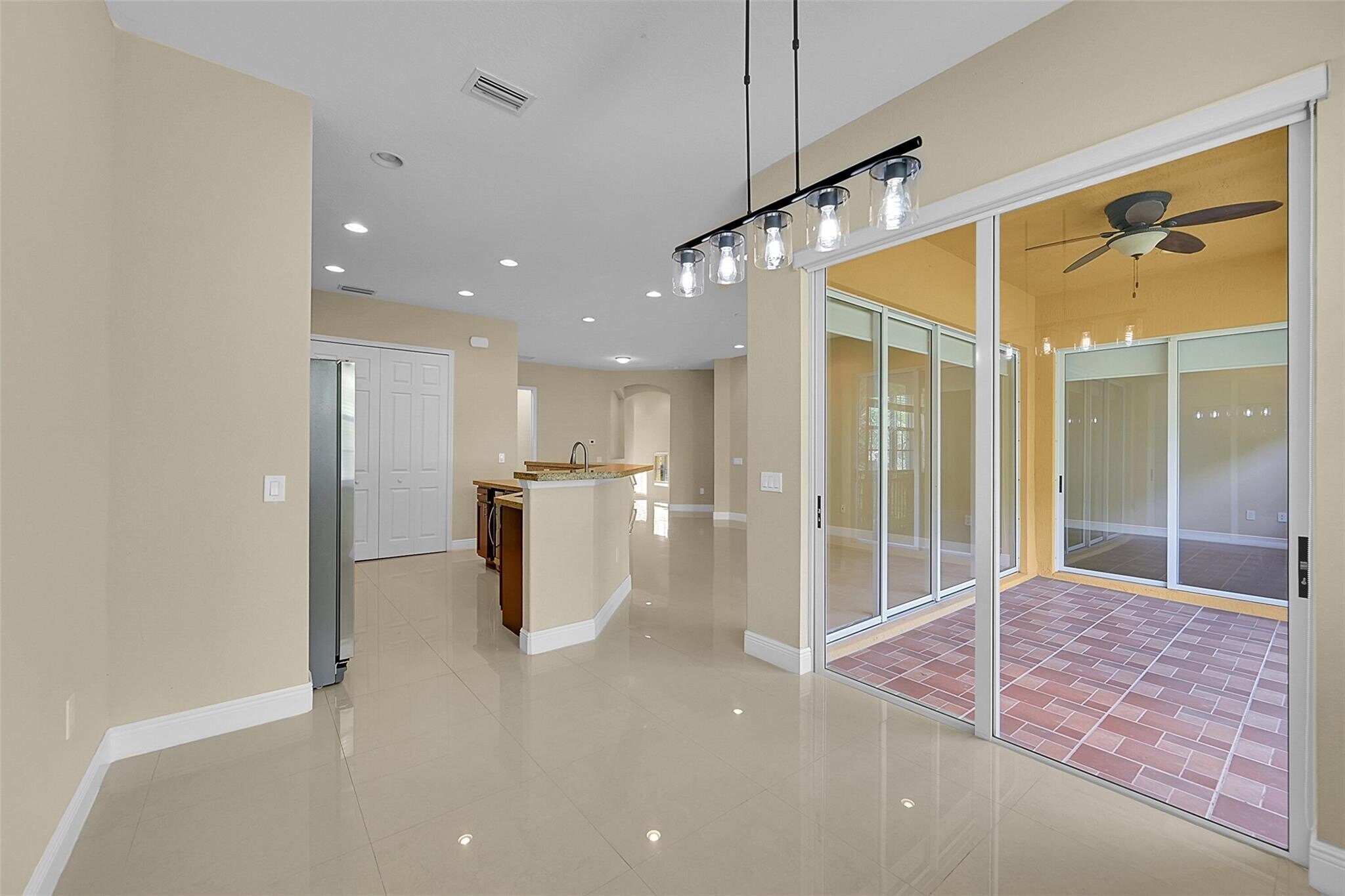 Building Photo - 12805 NW 83rd Ct