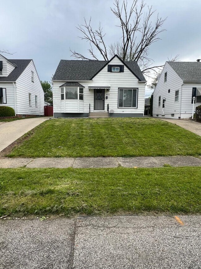 Building Photo - 14315 Tokay Ave