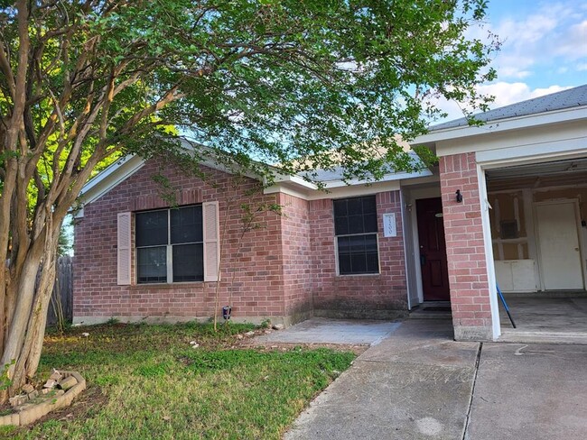 Primary Photo - 2200 Clayton Way