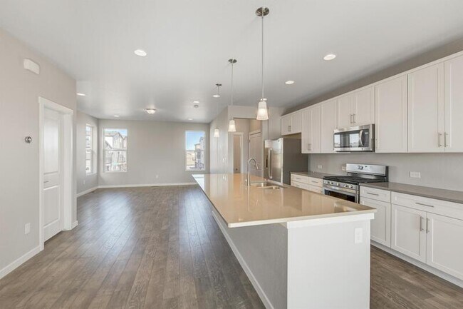 Building Photo - 2464 Jazzy Lady Ct