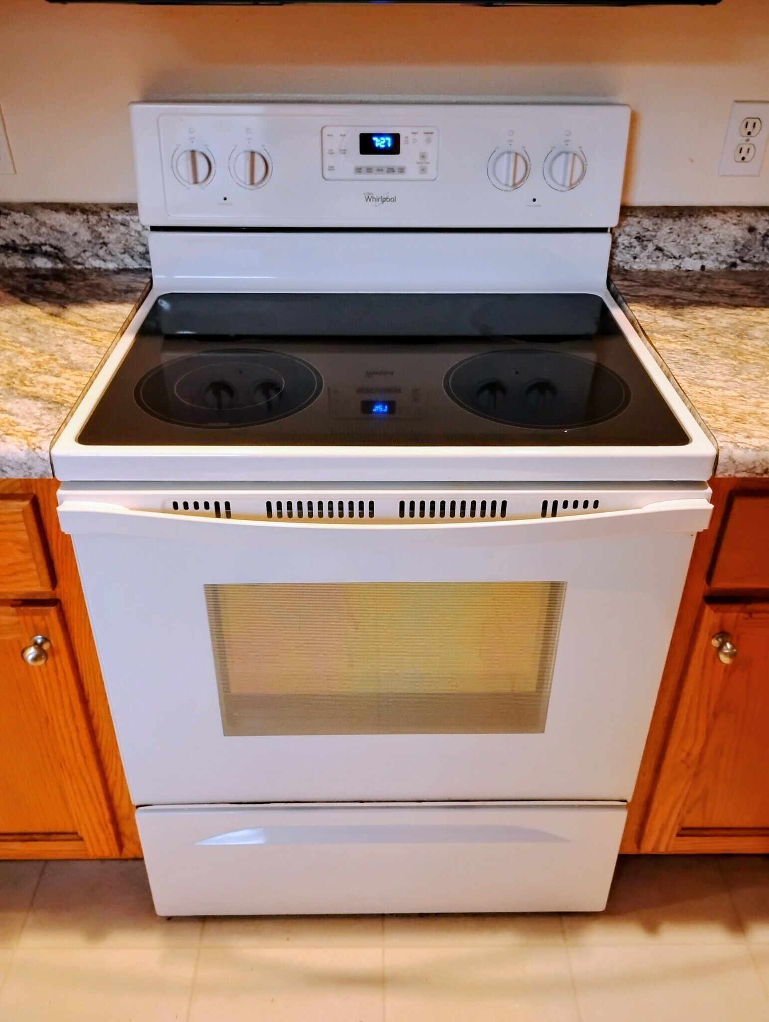 Building Photo - 428 W White Ash Rd