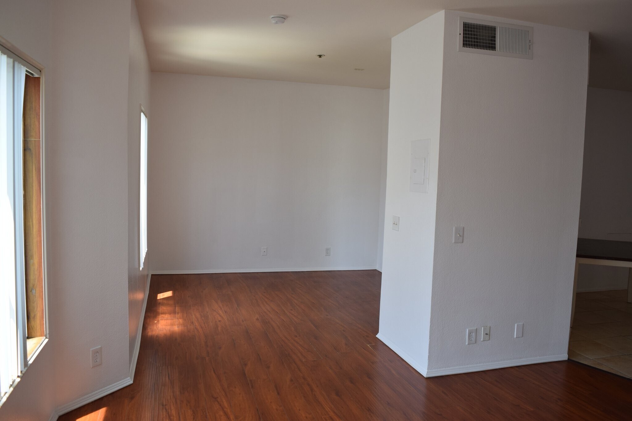 Building Photo - 444 S Occidental Blvd