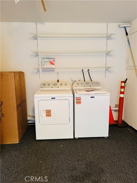 Building Photo - 573 Temple Hills Dr