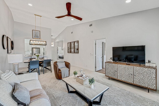 Primary Photo - 225 Cypress Point Dr