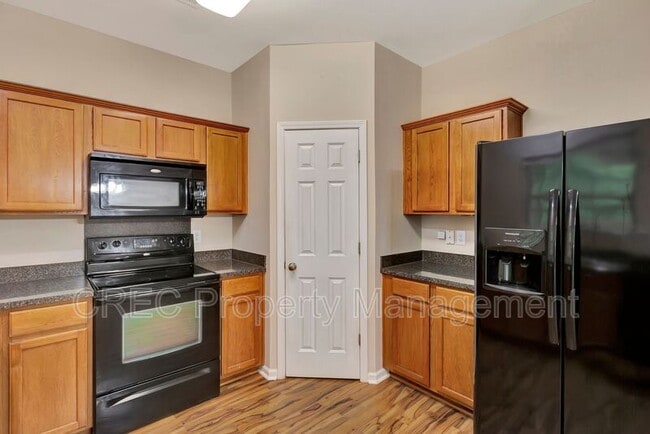 Building Photo - 232 S Lamplighter Ln