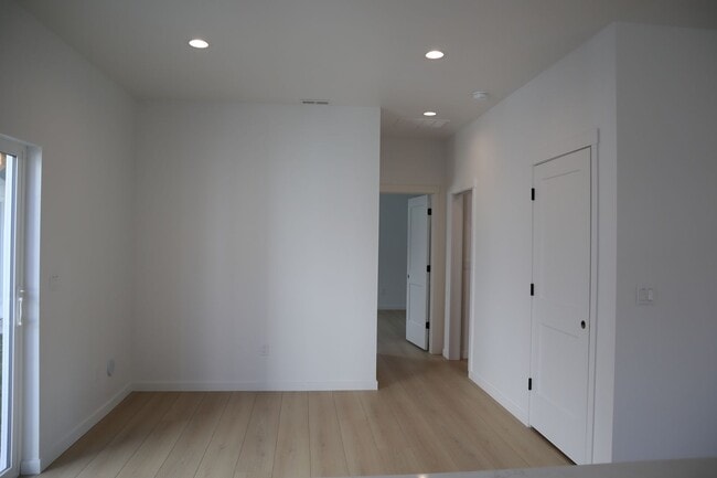 Building Photo - Home Downtown CDA!