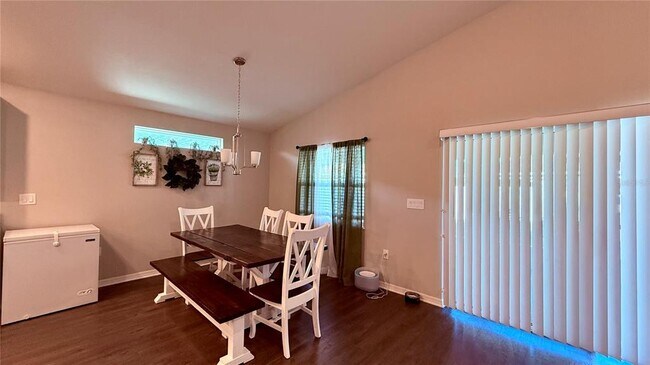 Building Photo - 1373 Mezzavalle Wy