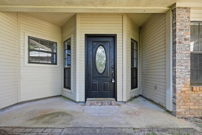 Building Photo - 116 Baywind Dr