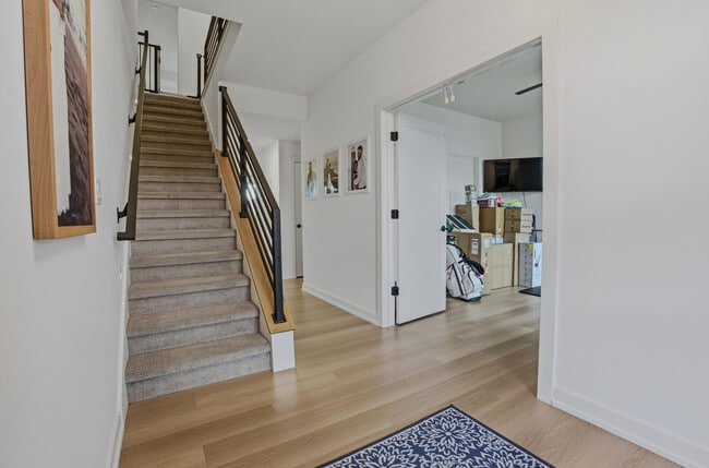 Building Photo - 704 Angels Rst Wy