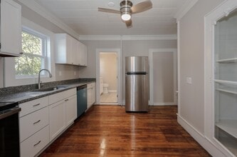 Building Photo - 107 Arlington St