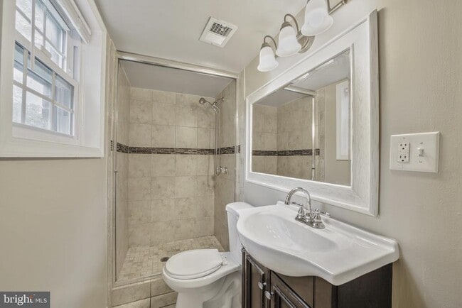 Building Photo - 1602 Lorelei Dr