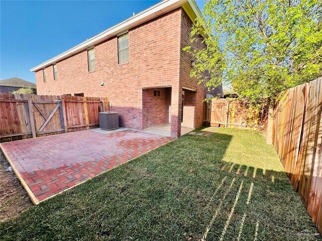 Building Photo - 23 N 49th St