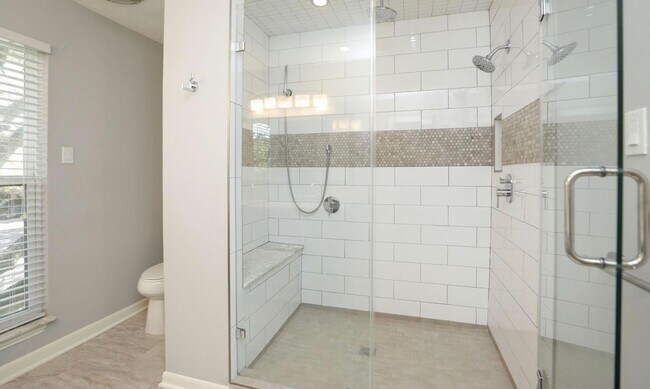 Building Photo - For Lease | 2 Bed, 2 Bath | 1,630 Sq Ft | ...