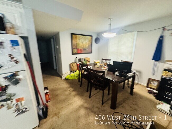 Building Photo - 406 W 26th St