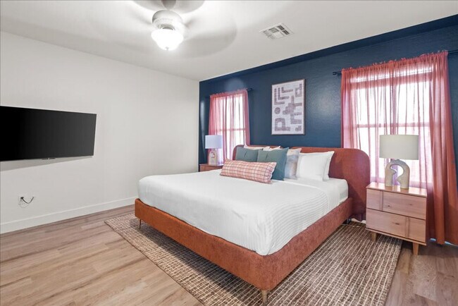 Building Photo - 10617 W Adela Dr.