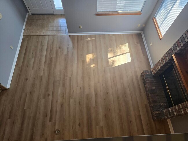 Building Photo - 3929 Balsam Dr