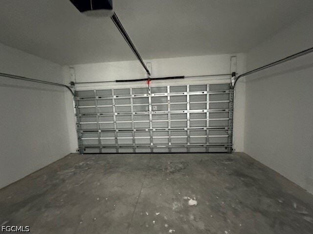 Building Photo - 7012 Jolly Cir