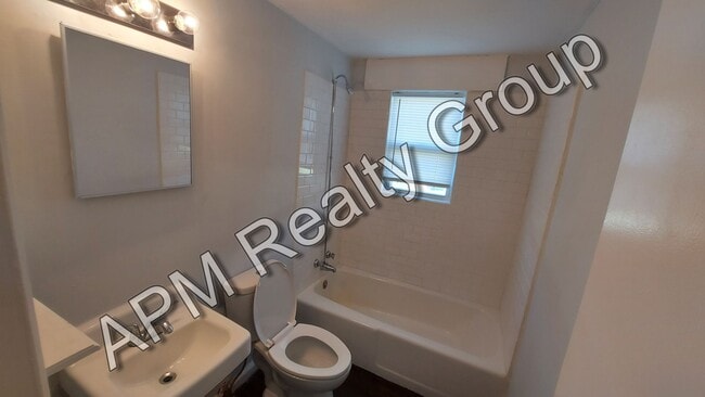 Building Photo - 2801 Howell Ct