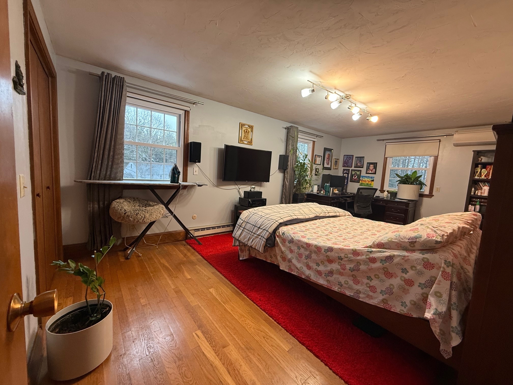 Master Bed room - 34 Hitching Post Ln