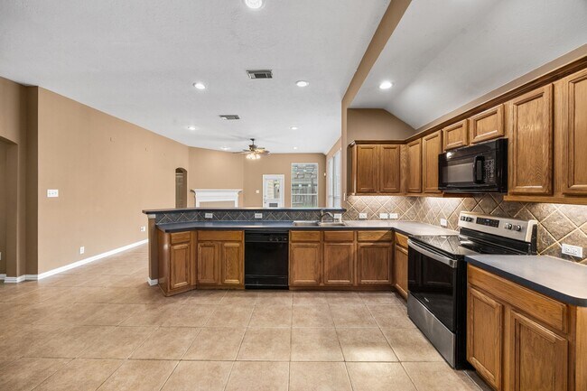 Building Photo - 7206 Hollow Field Ln